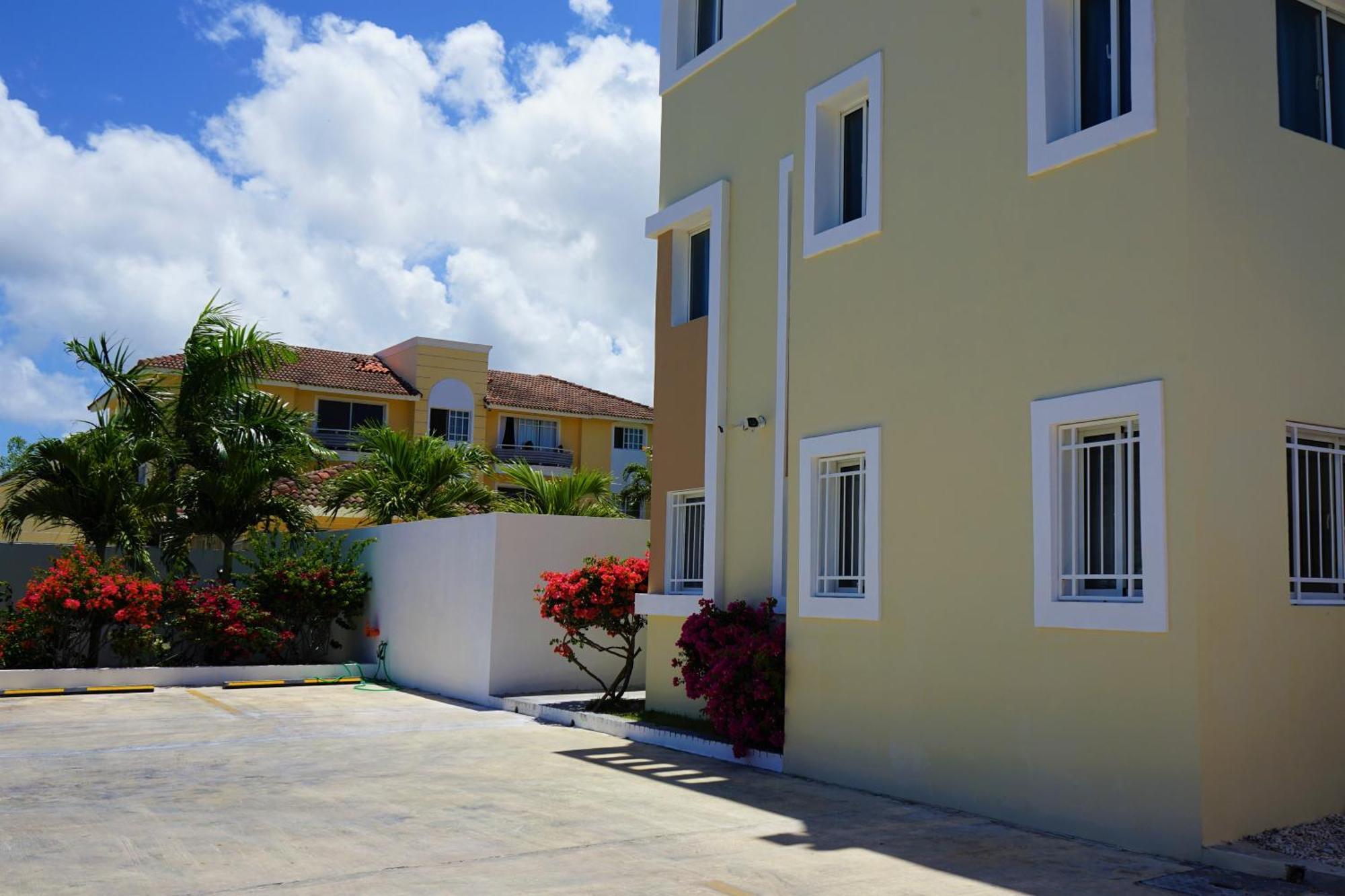 La Yarolina Apartment Punta Cana Luaran gambar